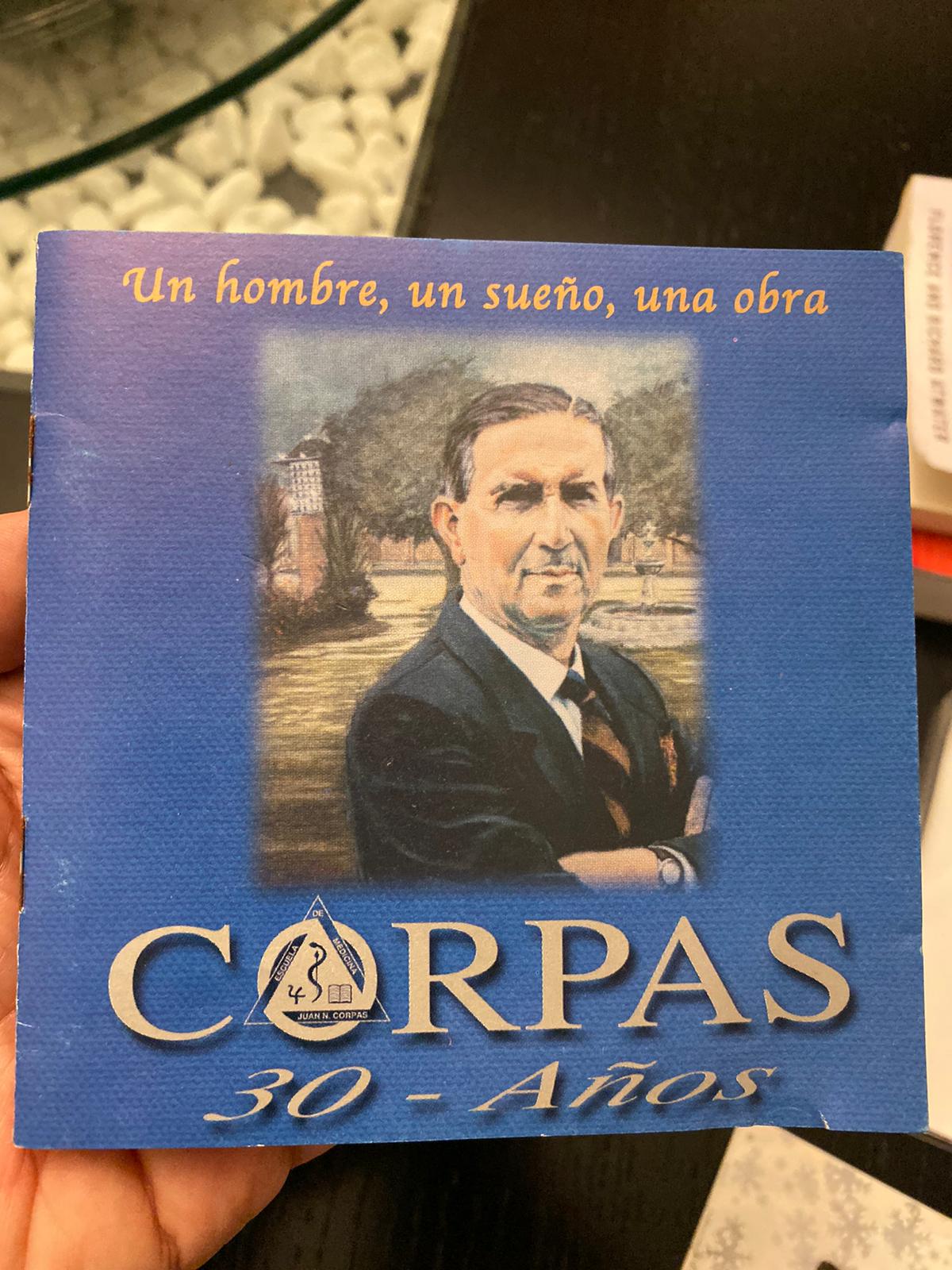 Portada del CD Corpas 30 Años